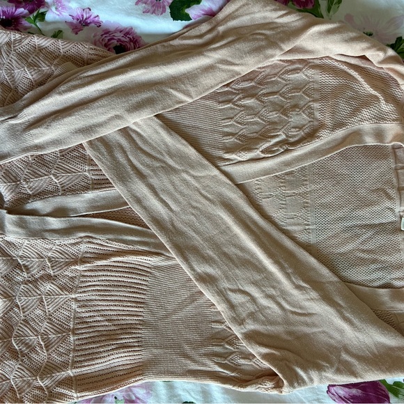 Creamy Pink Boho Cardigan - Picture 2 of 2